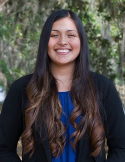 Torres, Angie Headshot 250