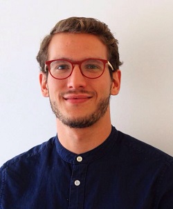 Luna McAdams, Sean Photo